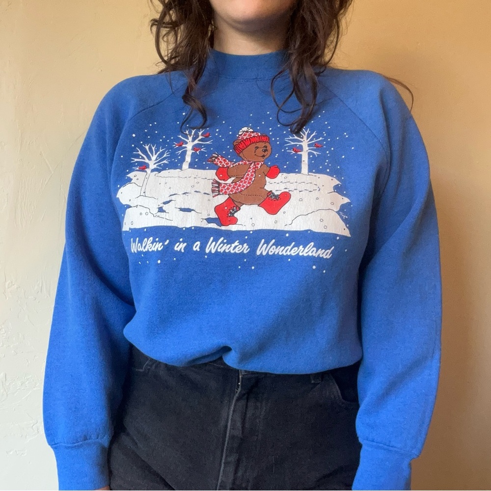 Vintage blue grandmacore teddy bear christmas sweater from fruit of the loom🧸